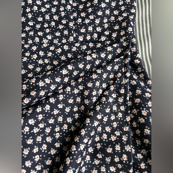 NWT French Connection Aura Ditsy Whisper Ruffle Dress 6 - Picture 4 of 6